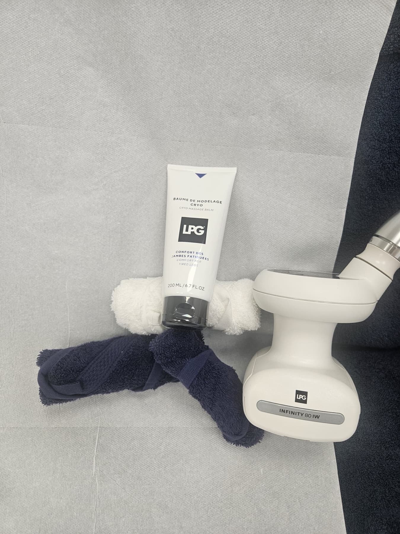Baume de modelage cryo et tête de soin Cellu M6 Infinity 80 IW