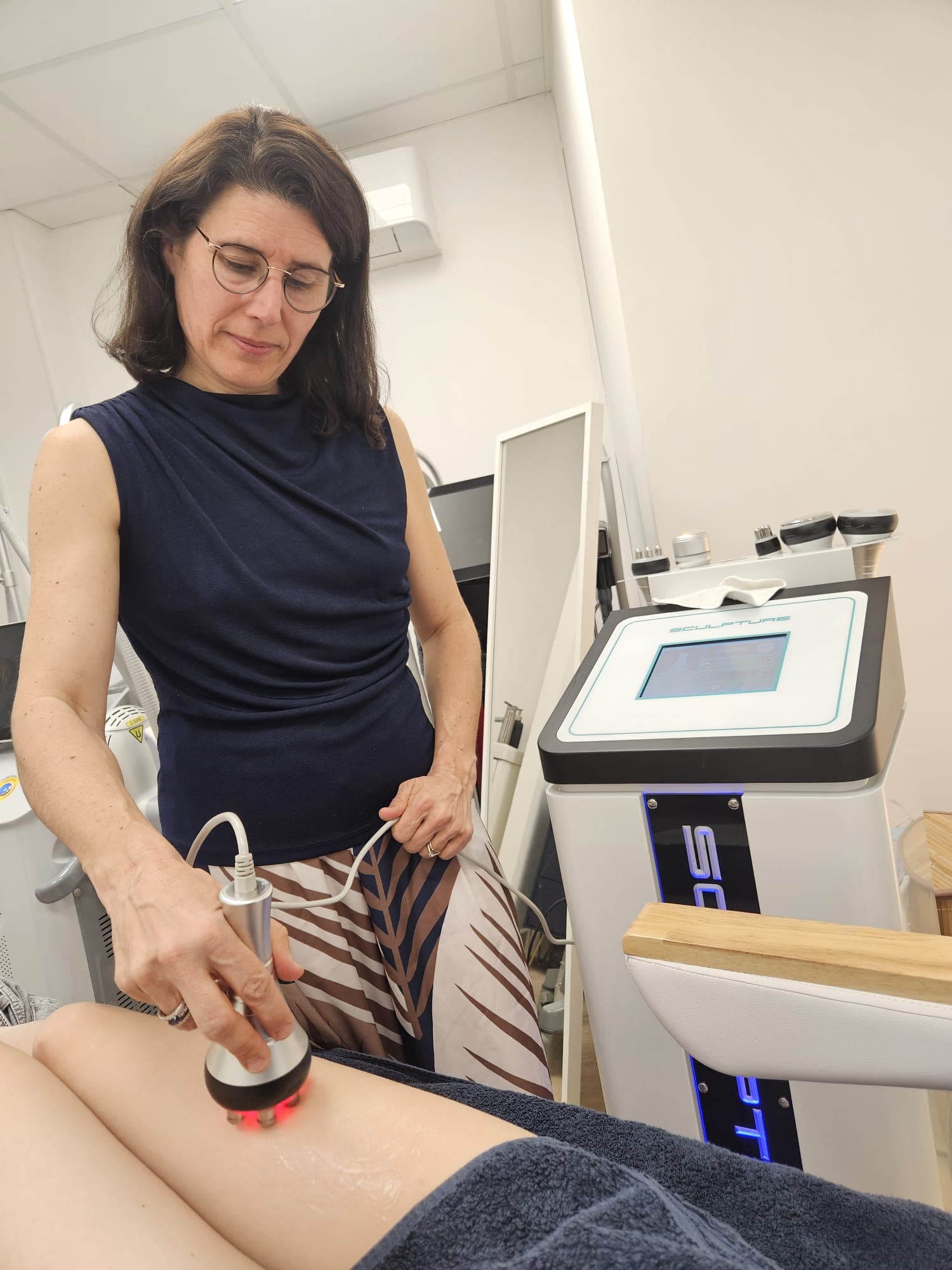 Soin du corps par radiofréquence chez Nice Derma Institut à Nice